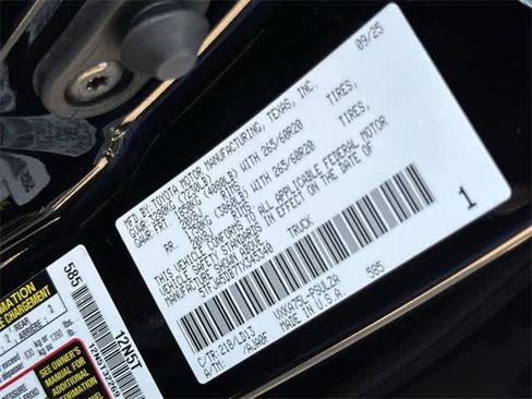 Used 2026 Toyota Tundra Limited w/ Power Package image 28