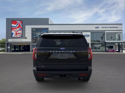 New 2026 Ford Expedition Active RWD image 5