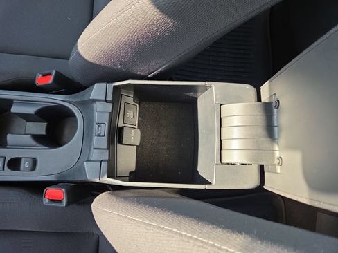 Used 2024 Toyota Corolla LE FWD image 28