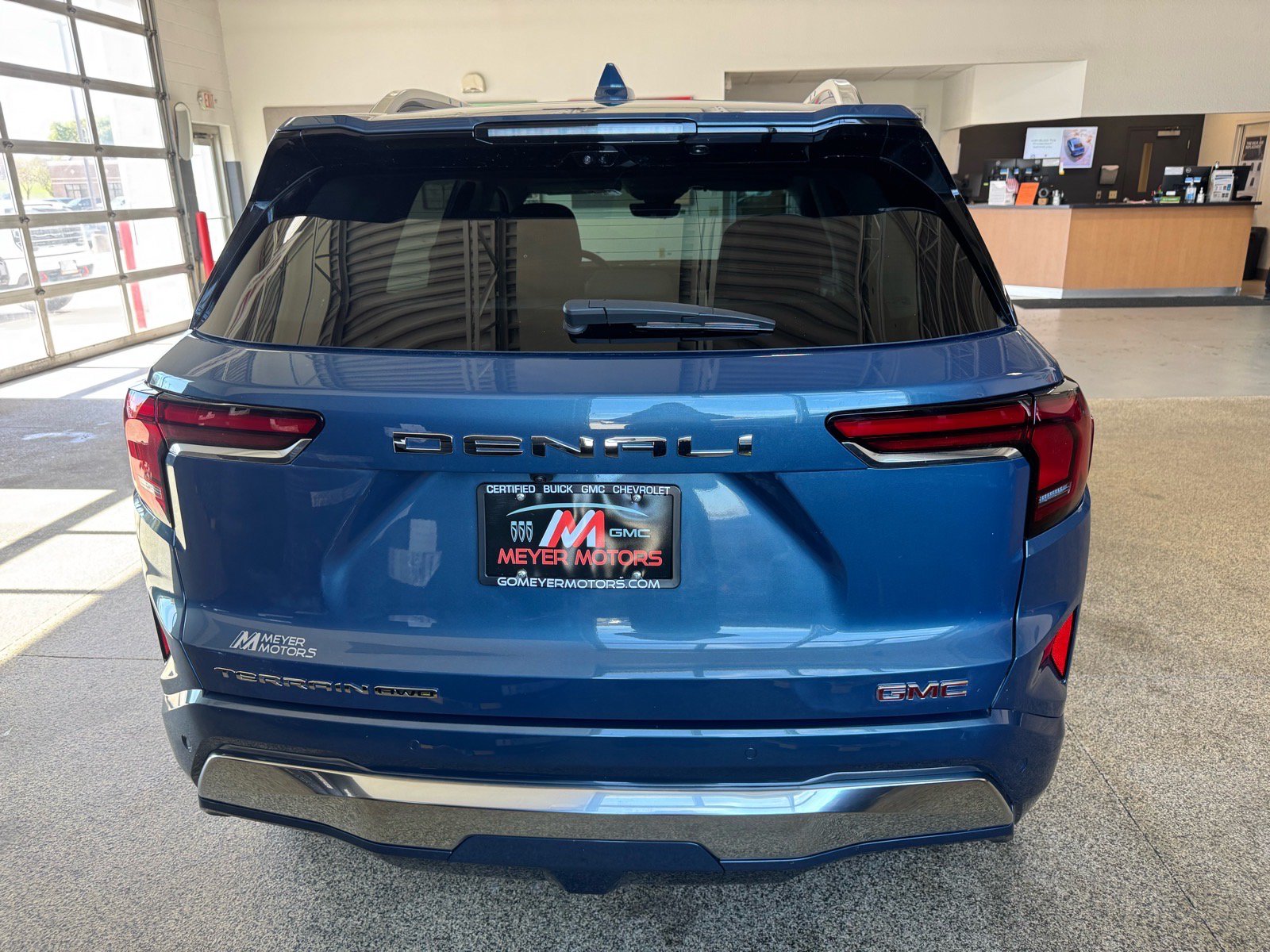 Used 2026 GMC Terrain Denali w/ LPO, Floor Liner Package AWD/4WD image 6