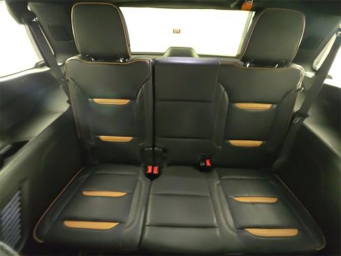 Certified 2021 GMC Yukon AT4 w/ AT4 Premium Plus Package image 16