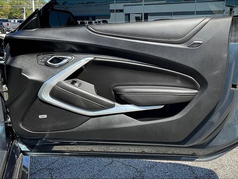 Used 2019 Chevrolet Camaro SS RWD image 18