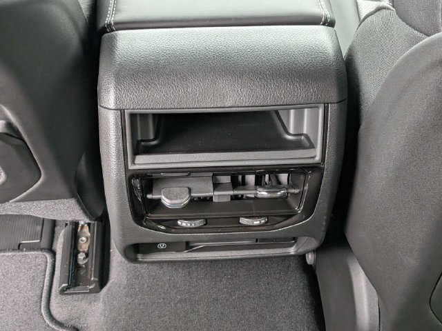 New 2027 Jeep Grand Cherokee Limited AWD/4WD image 16
