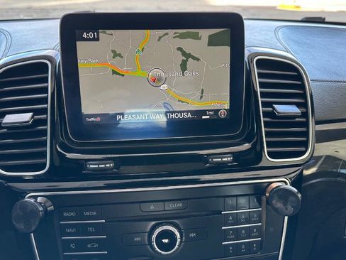 Used 2017 Mercedes-Benz GLS 450 4MATIC image 15