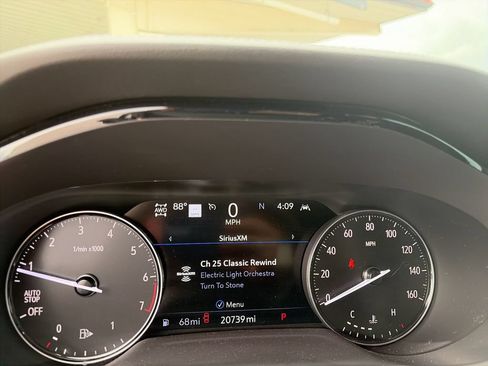 Used 2023 Buick Envision Avenir AWD/4WD image 12