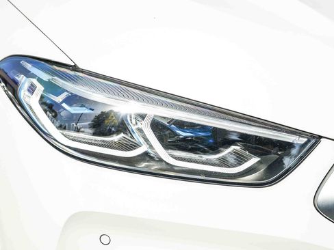 Used 2025 BMW 840i Convertible w/ Comfort Seating Package RWD image 8