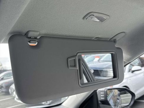 Certified 2025 Hyundai Kona SEL image 32