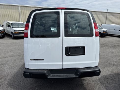 New 2025 Chevrolet Express 3500 w/ Driver Convenience Package RWD image 6