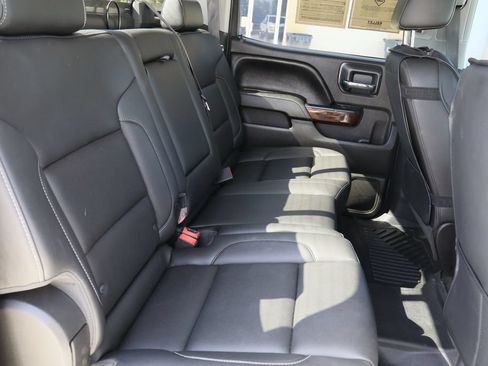 Used 2017 GMC Sierra 1500 SLT AWD/4WD image 27