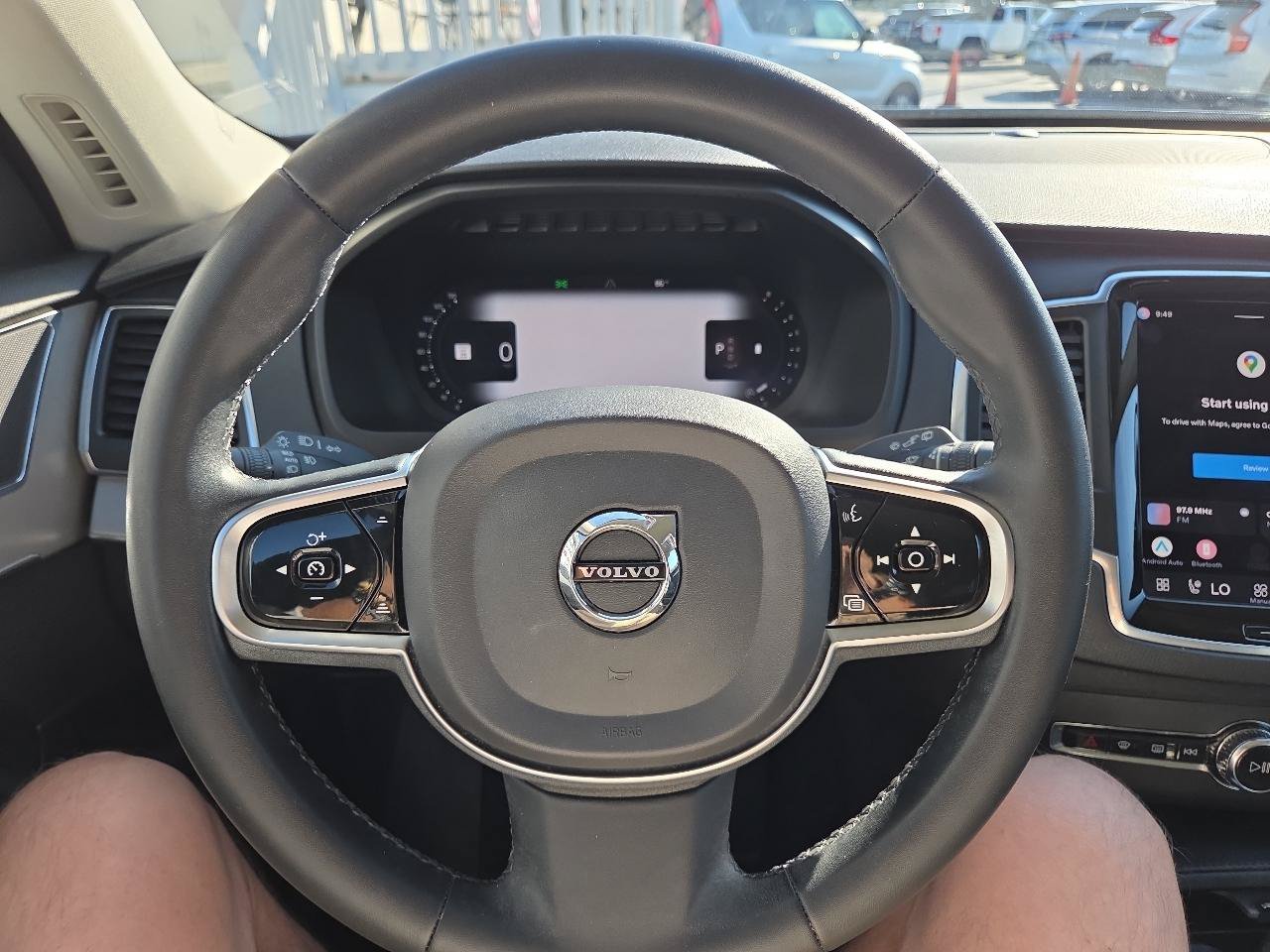 Used 2023 Volvo XC90 B5 Core AWD/4WD image 12