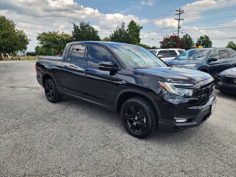Certified 2025 Honda Ridgeline Black Edition image 2