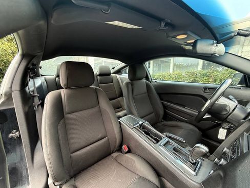 Used 2014 Ford Mustang Coupe RWD image 20