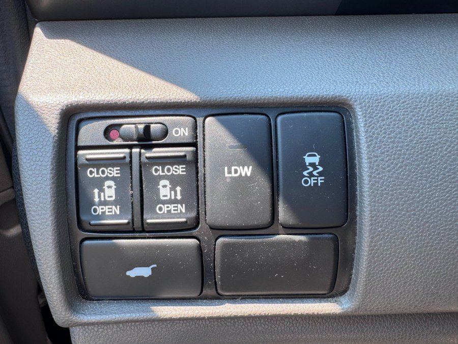 Used 2014 Honda Odyssey EX-L image 16