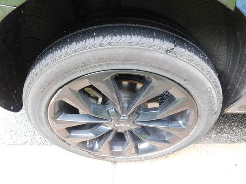 Used 2023 Kia Sorento SX AWD/4WD image 8