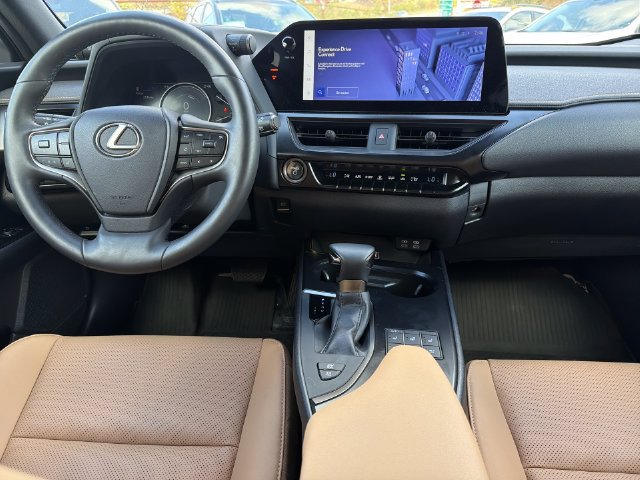 Used 2023 Lexus UX 250h AWD w/ Premium Package image 17