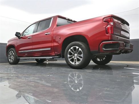 Used 2023 Chevrolet Silverado 1500 High Country w/ Technology Package image 43