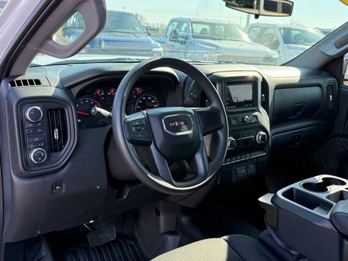Used 2025 GMC Sierra 1500 Pro w/ Pro Value Package AWD/4WD image 5