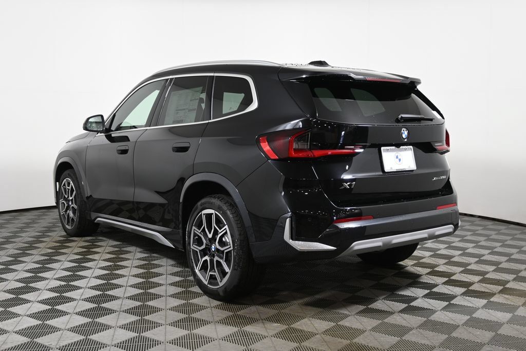 Used 2026 BMW X1 xDrive28i w/ Technology Package AWD/4WD image 5