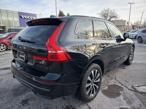 Used 2024 Volvo XC60 B5 Plus image 7