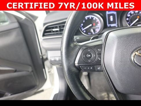 Used 2022 Toyota Camry SE FWD image 39