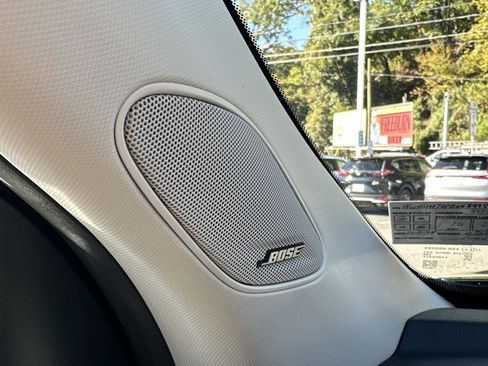 Certified 2023 Honda Pilot Touring image 34