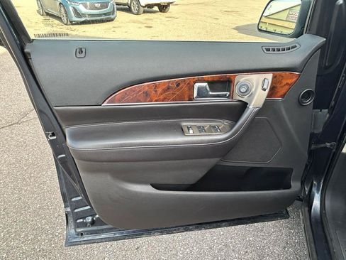 Used 2013 Lincoln MKX AWD image 14