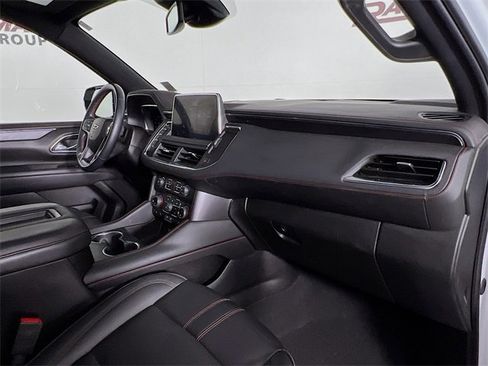 Used 2024 Chevrolet Suburban RST w/ Luxury Package image 42