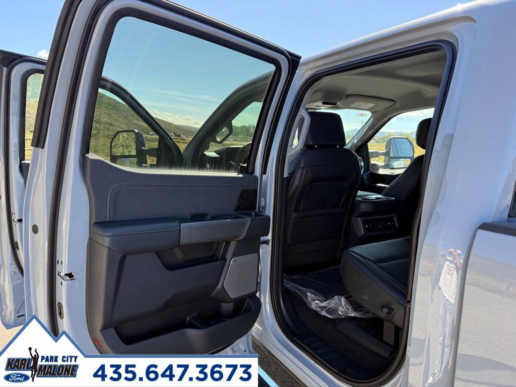 Used 2026 Ford F450 Lariat w/ FX4 Off-Road Package AWD/4WD image 26