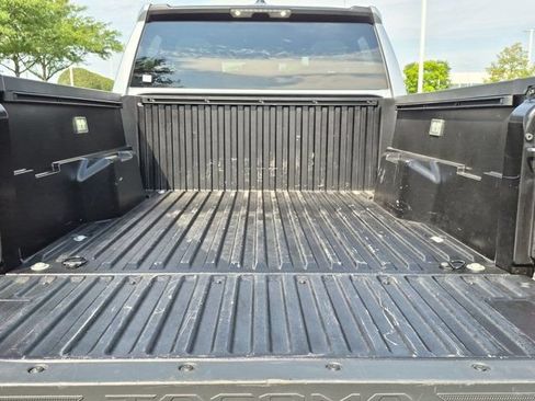 Certified 2026 Toyota Tacoma SR5 AWD/4WD image 17