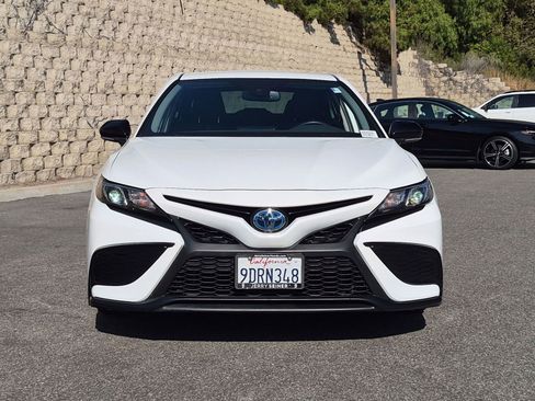 Used 2023 Toyota Camry SE w/ Convenience Package FWD image 8