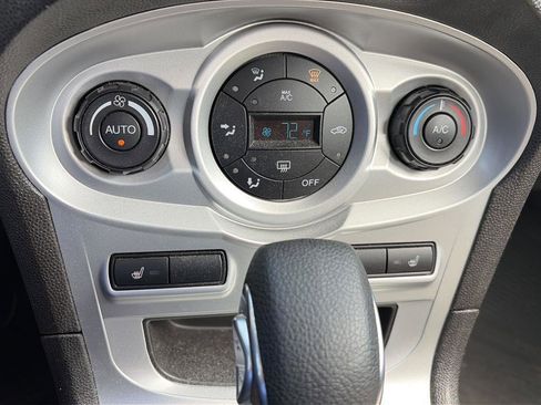 Used 2019 Ford Fiesta SE w/ Cold Weather Package image 5