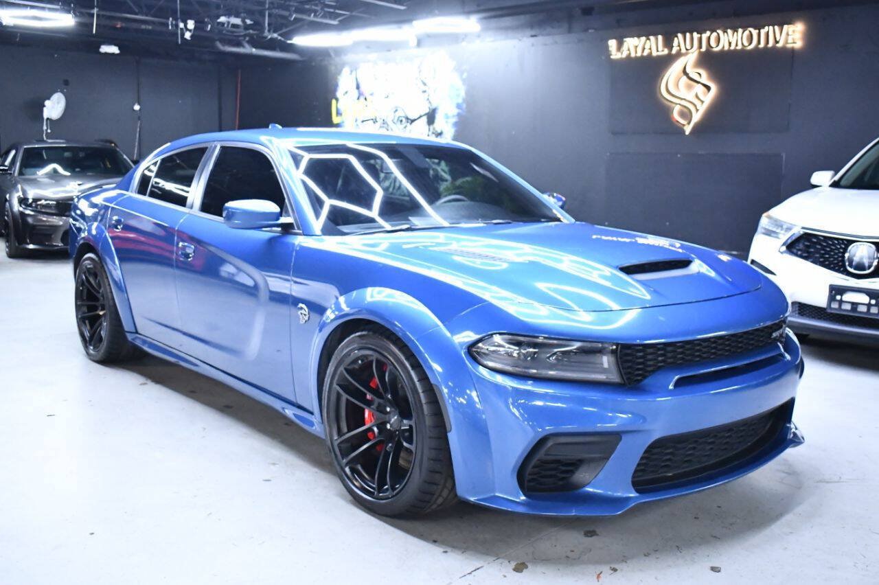 Used 2022 Dodge Charger SRT Hellcat w/ Alcantara Interior Package RWD image 4