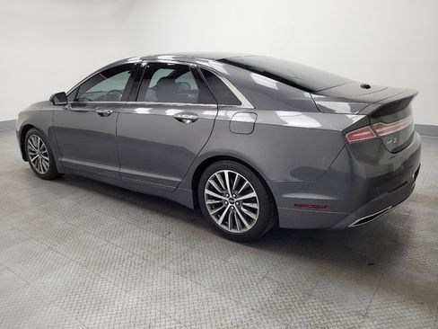 Used 2019 Lincoln MKZ Premiere image 3