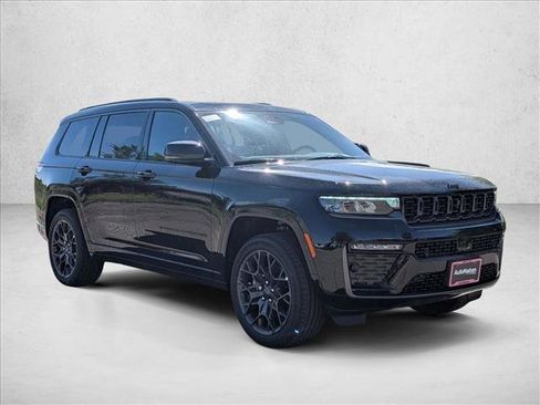 New 2026 Jeep Grand Cherokee L Summit AWD/4WD image 7