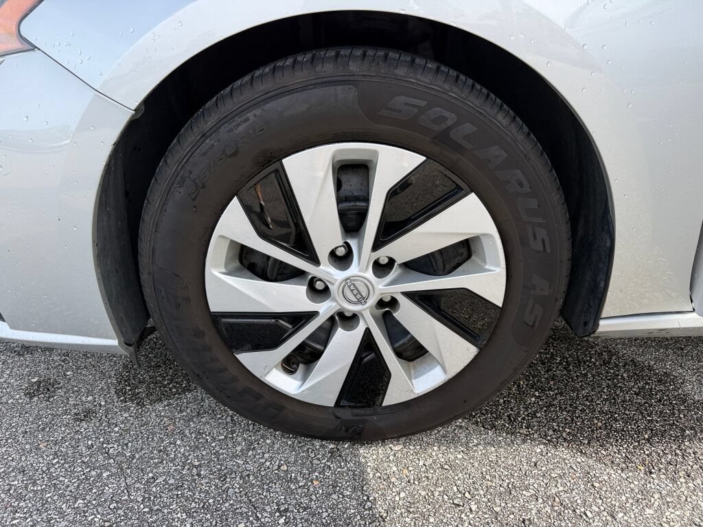 Used 2024 Nissan Altima 2.5 S FWD image 31