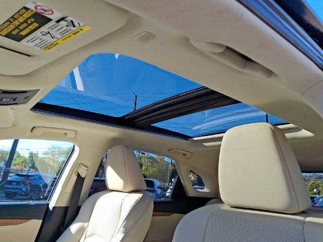 Used 2022 Lexus RX 350 AWD w/ Premium Package image 15