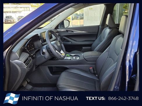 Certified 2026 INFINITI QX60 Luxe w/ Cargo Package AWD/4WD image 3