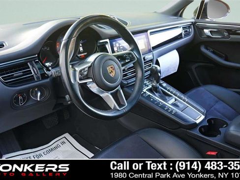 Used 2021 Porsche Macan S image 23