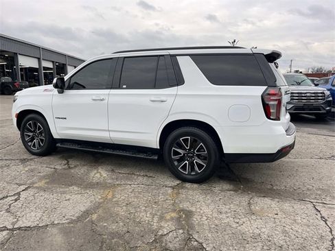Used 2021 Chevrolet Tahoe Z71 w/ Z71 Off-Road Package image 6