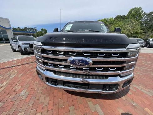 Used 2024 Ford F250 Lariat w/ Lariat Ultimate Package AWD/4WD image 26
