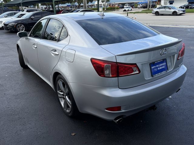 Used 2011 Lexus IS 250 RWD image 3