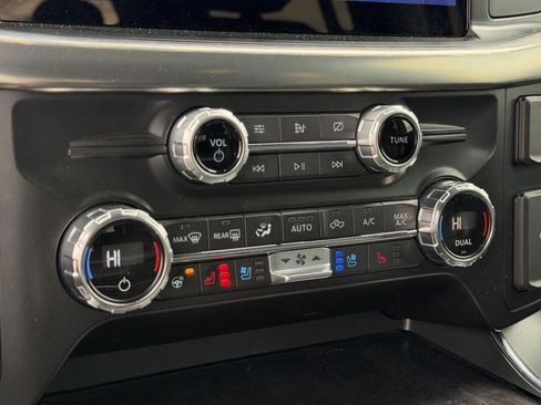 Used 2021 Ford F150 Lariat w/ Equipment Group 502A High image 20