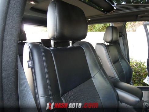 Used 2019 Jeep Grand Cherokee Limited w/ Luxury Group II AWD/4WD image 30