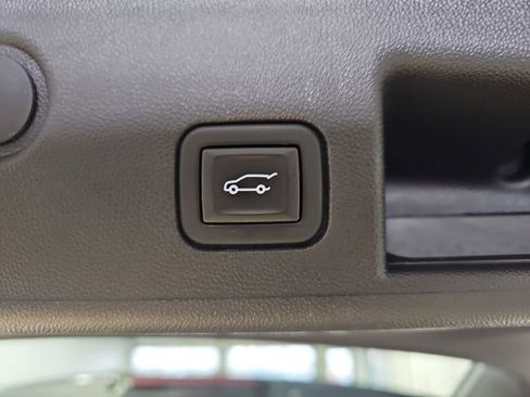 Certified 2023 Chevrolet Equinox LT image 17