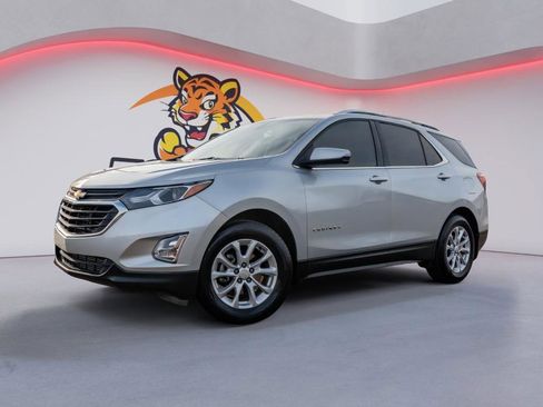 Used 2018 Chevrolet Equinox LT w/ Sun & Infotainment Package image 1