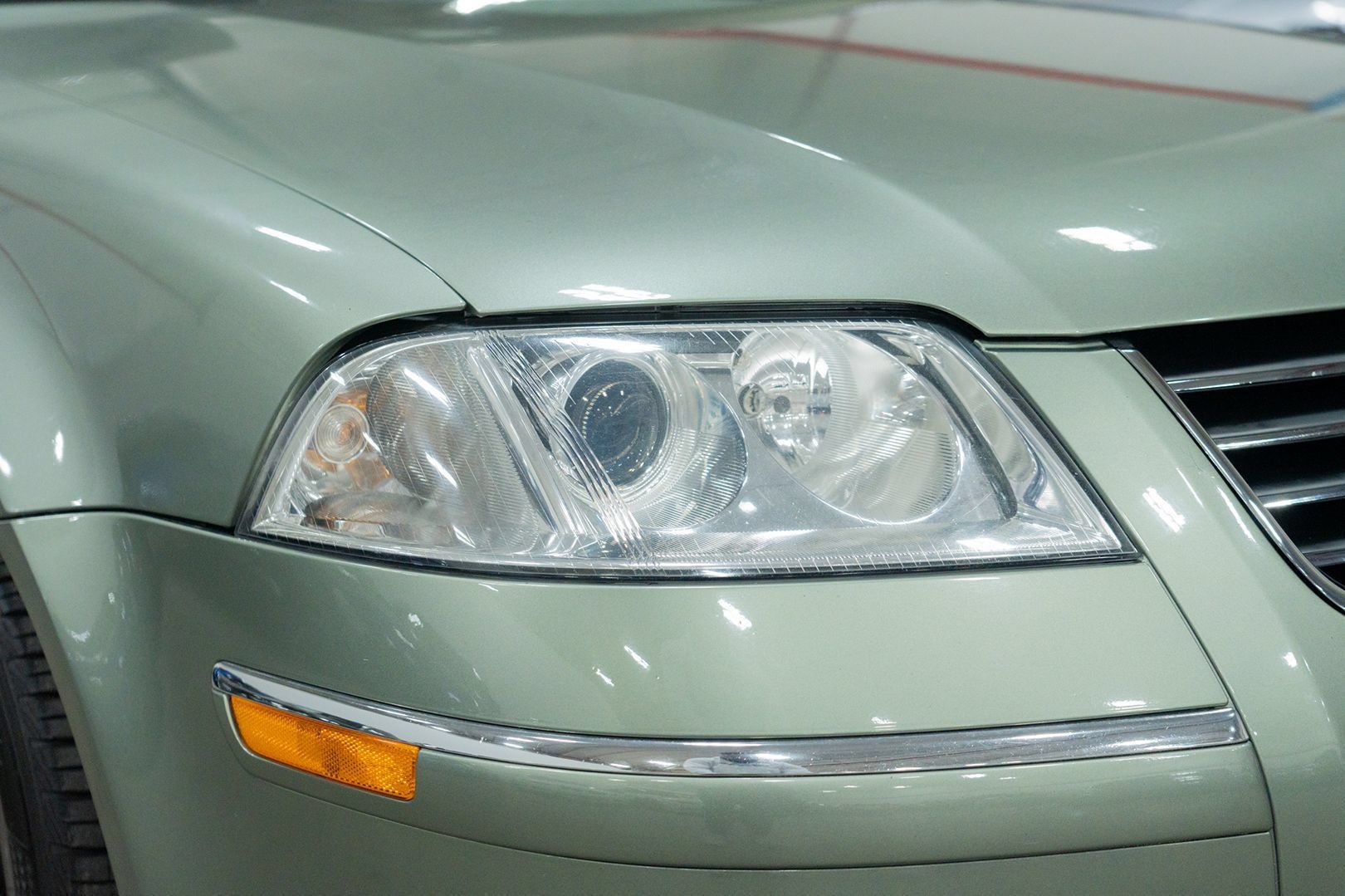 Used 2002 Volkswagen Passat GLX AWD/4WD image 12