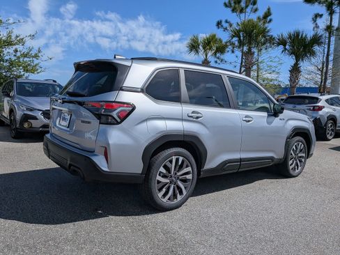 New 2026 Subaru Forester Touring AWD/4WD image 4