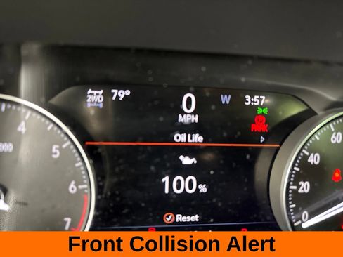 Used 2023 Buick Envision Essence w/ Sport Touring Package AWD/4WD image 18