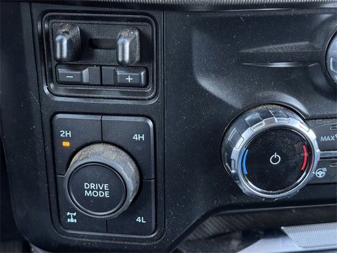 Used 2024 Ford F250 Platinum image 18