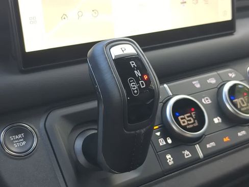 Used 2025 Land Rover Defender 130 Outbound image 34